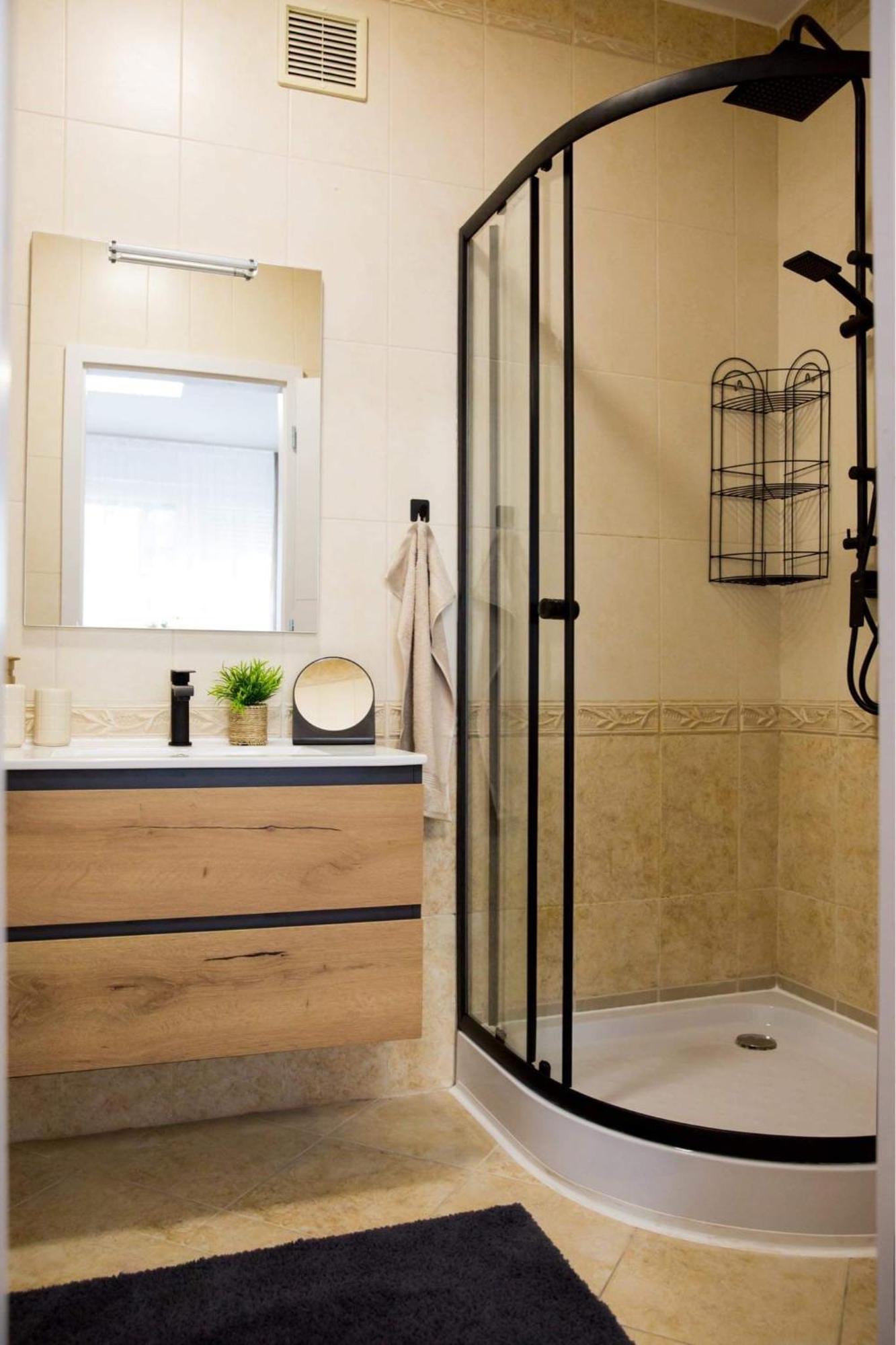 Deluxhome Sarospatak Luaran gambar