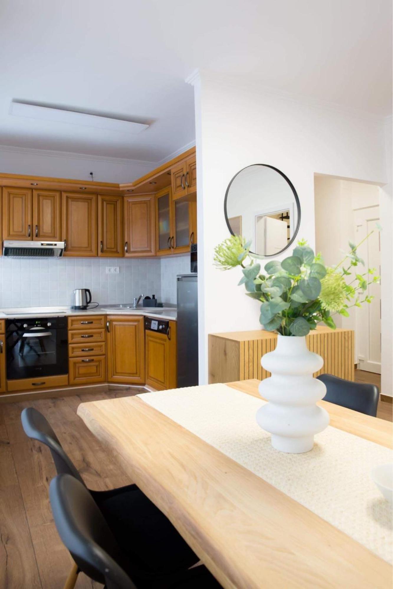 Deluxhome Sarospatak Luaran gambar